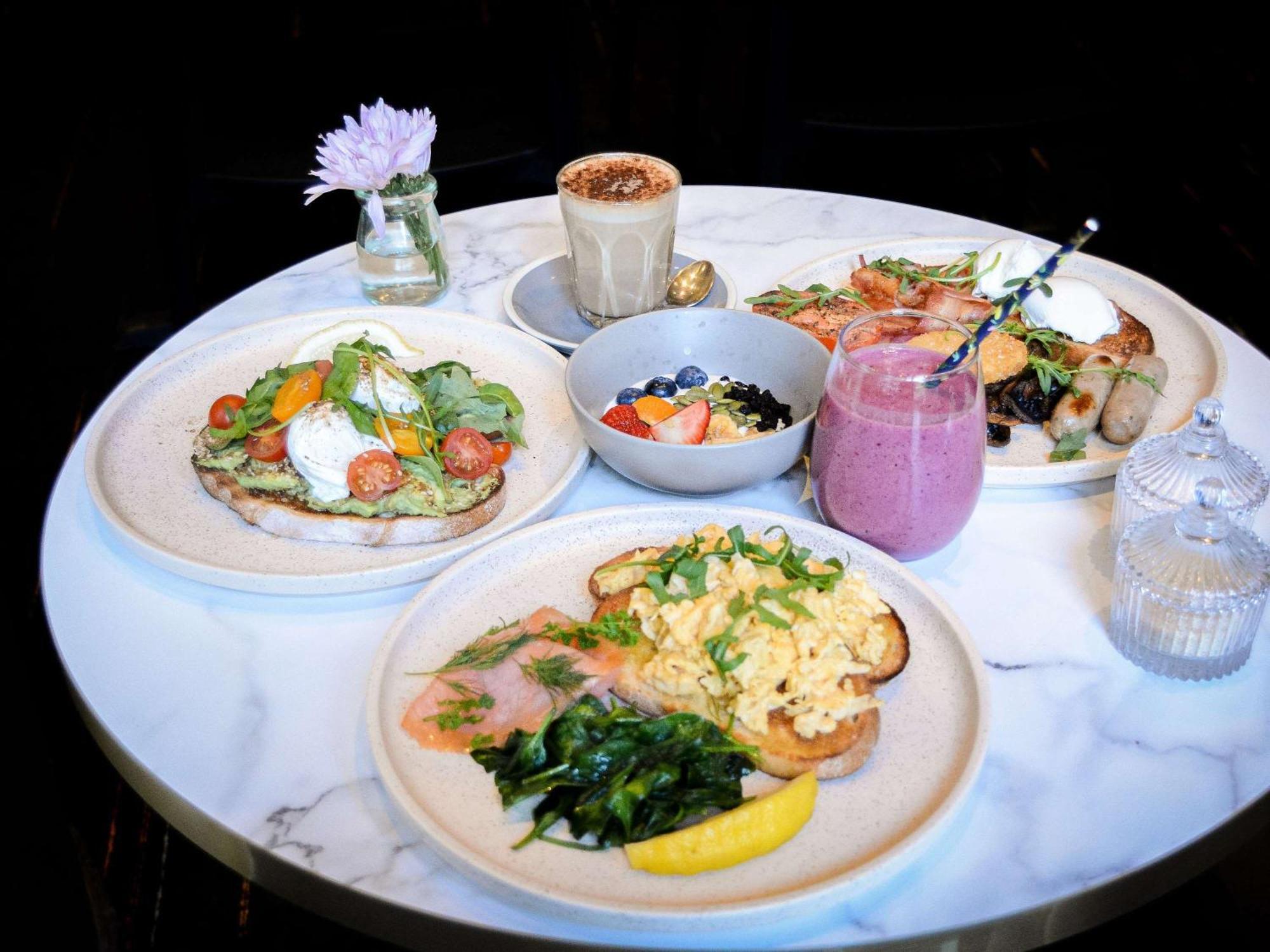 The Como Melbourne Ngoại thất bức ảnh Breakfast at the restaurant