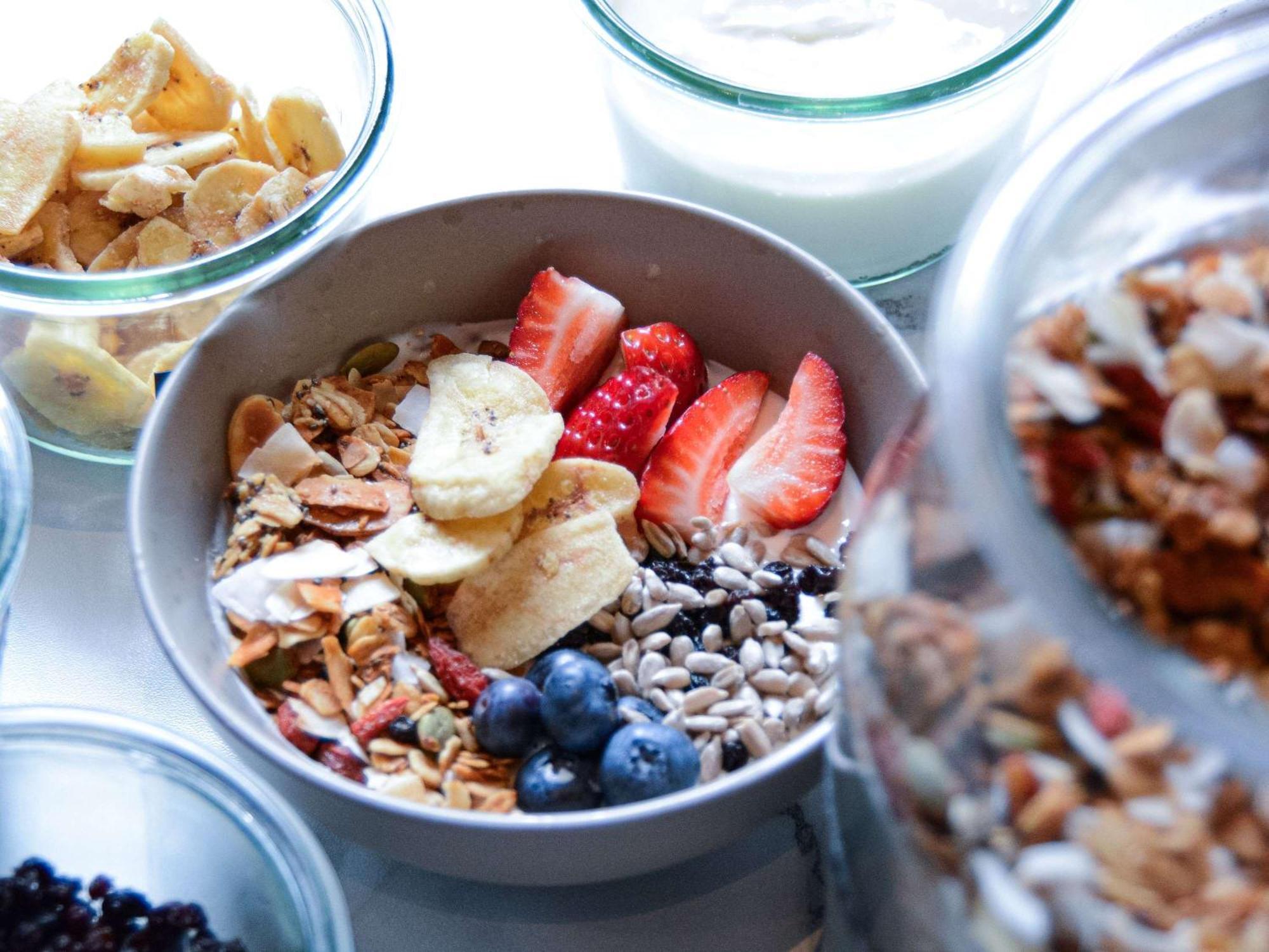 The Como Melbourne Ngoại thất bức ảnh Müsli with fruit