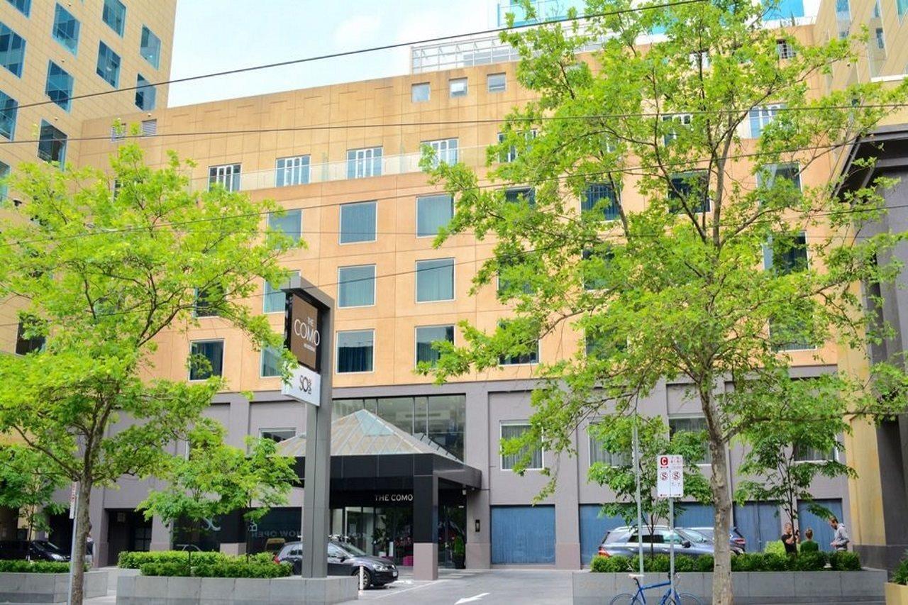 The Como Melbourne Ngoại thất bức ảnh The Alfred Hospital